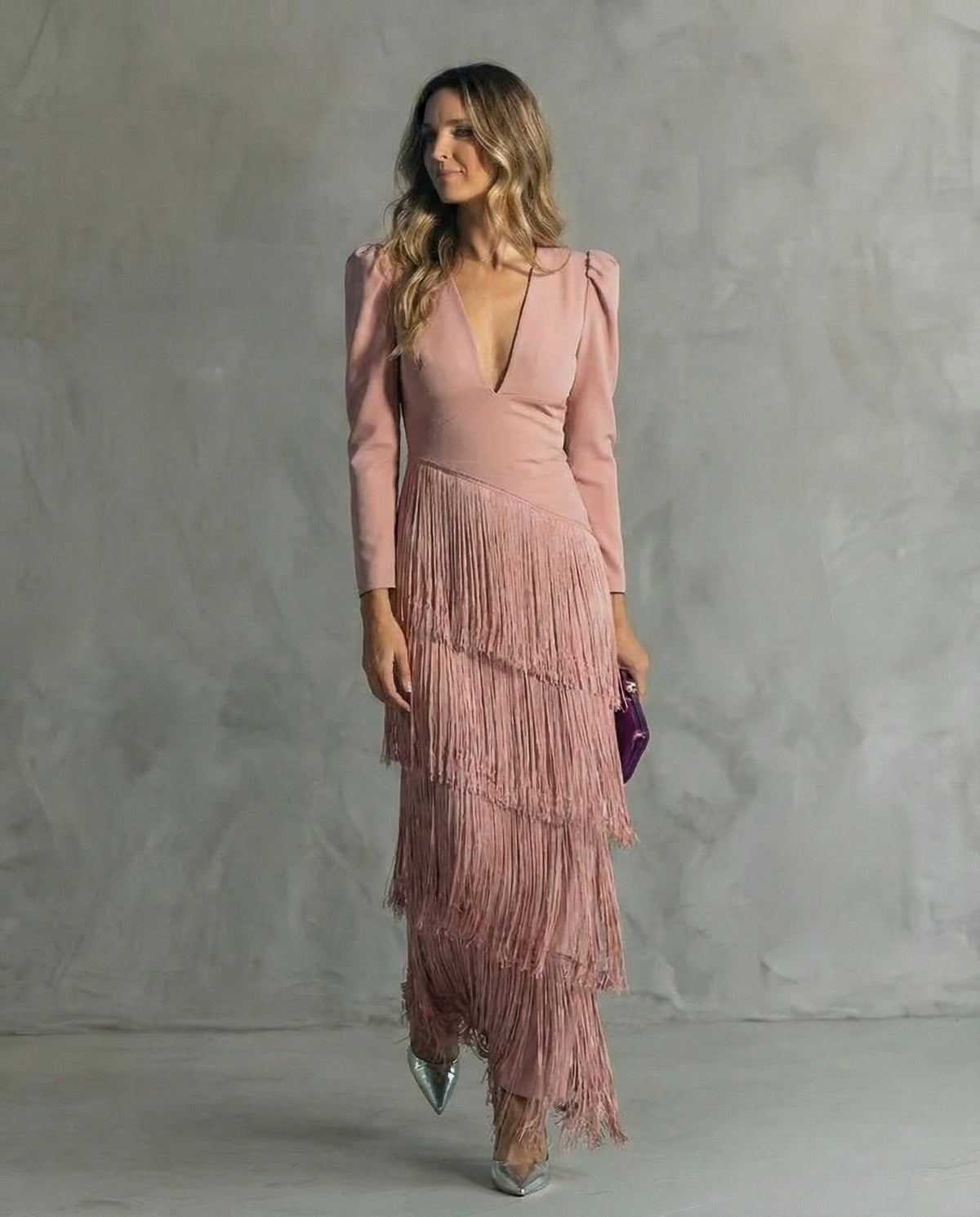 CLARA | Vestido midi con mangas de flecos